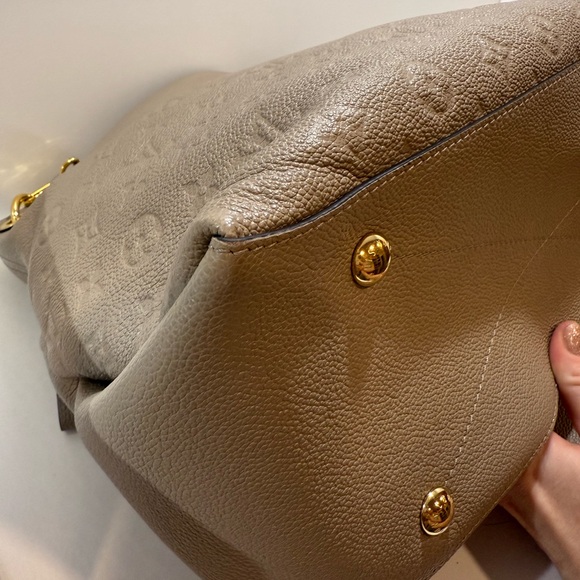 Louis Vuitton Empreinte Maida Hobo Tourterelle - Picture 7 of 16